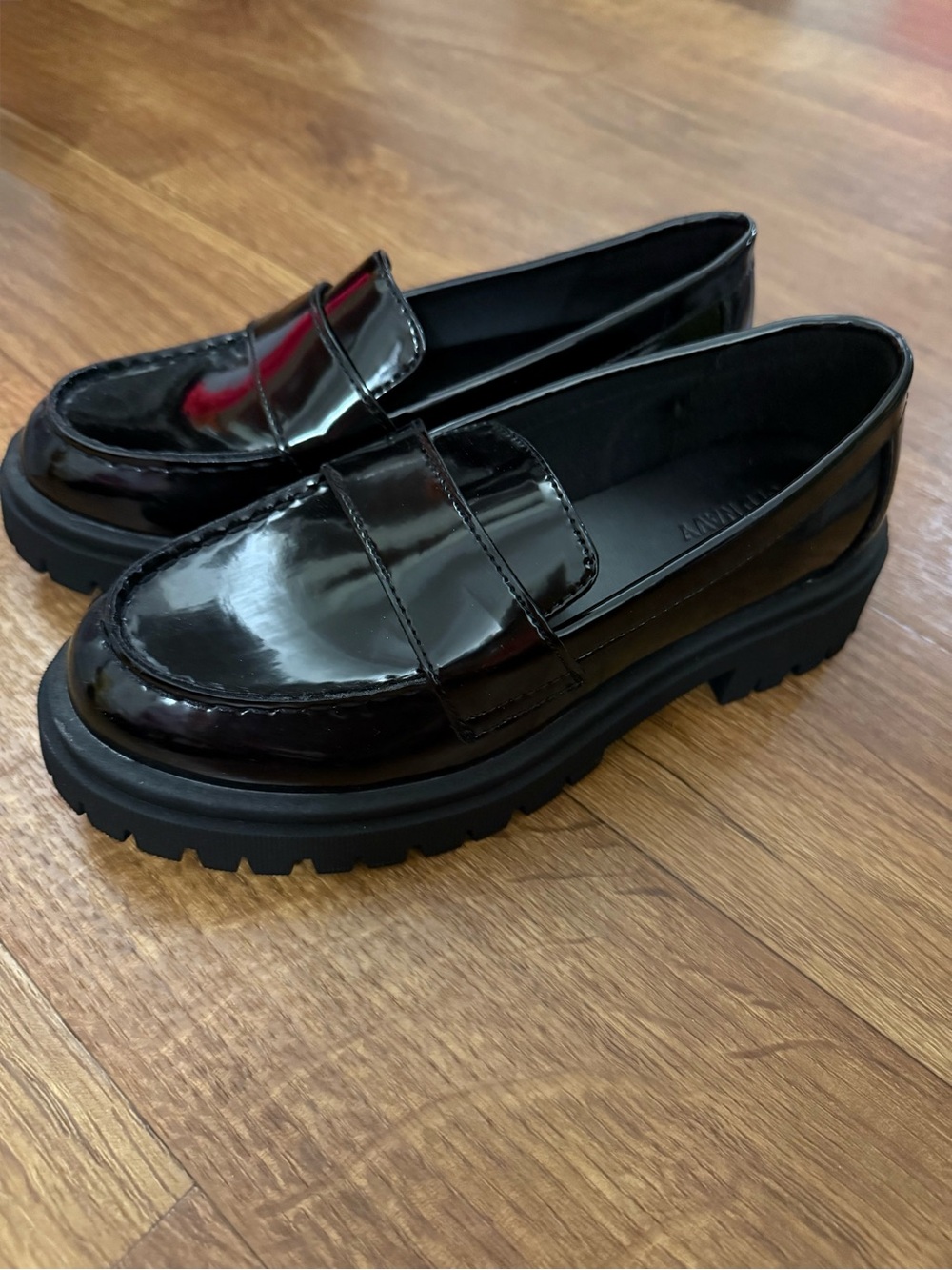 Old Navy Black Patent Platform Loafers